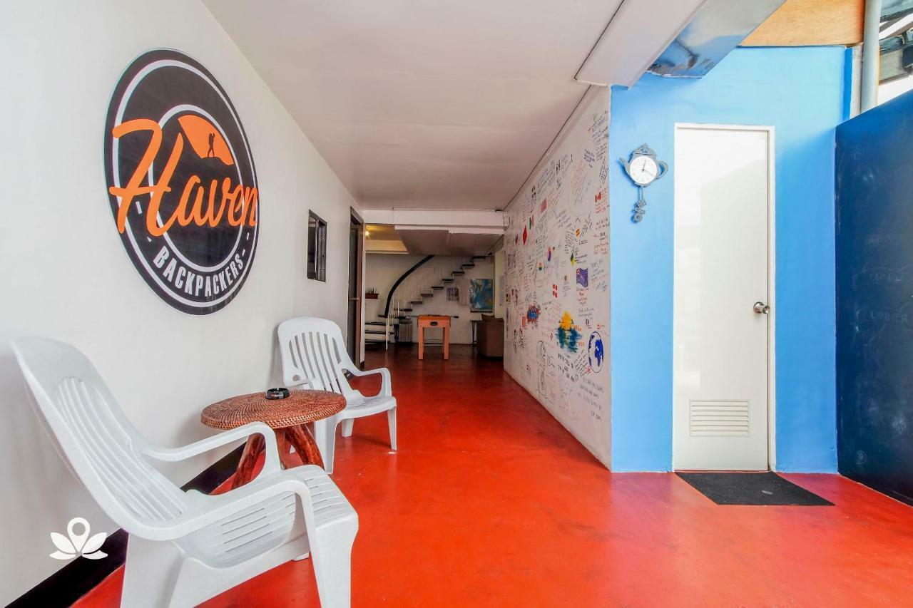 Zen Hostel Haven Backpackers Макати Экстерьер фото