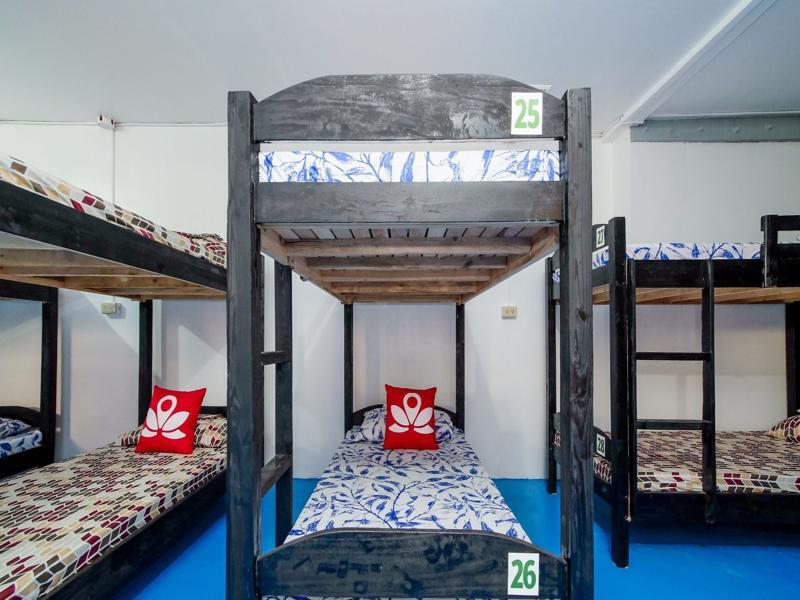 Zen Hostel Haven Backpackers Макати Экстерьер фото